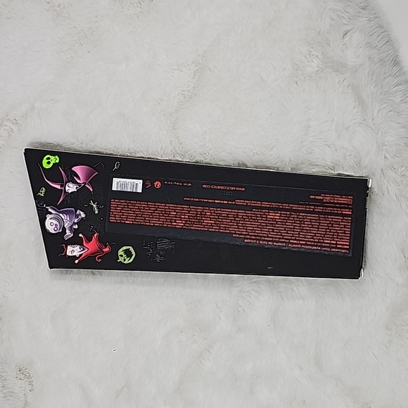 Melt Cosmetics x Disney Nightmare Before Christmas Halloween Eyeshadow Oogie Bo - Picture 3 of 3